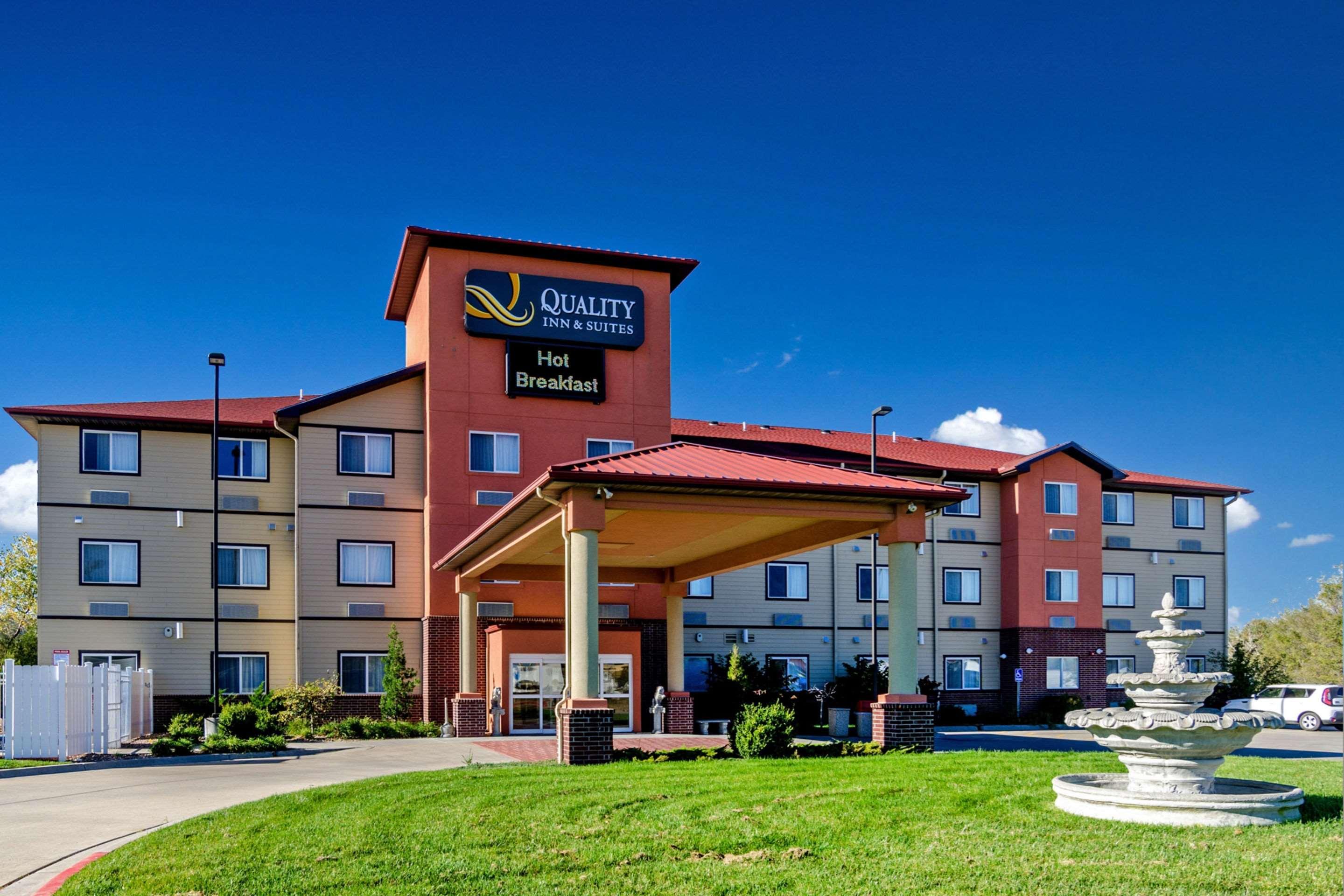 Quality Inn & Suites Park City Bagian luar foto