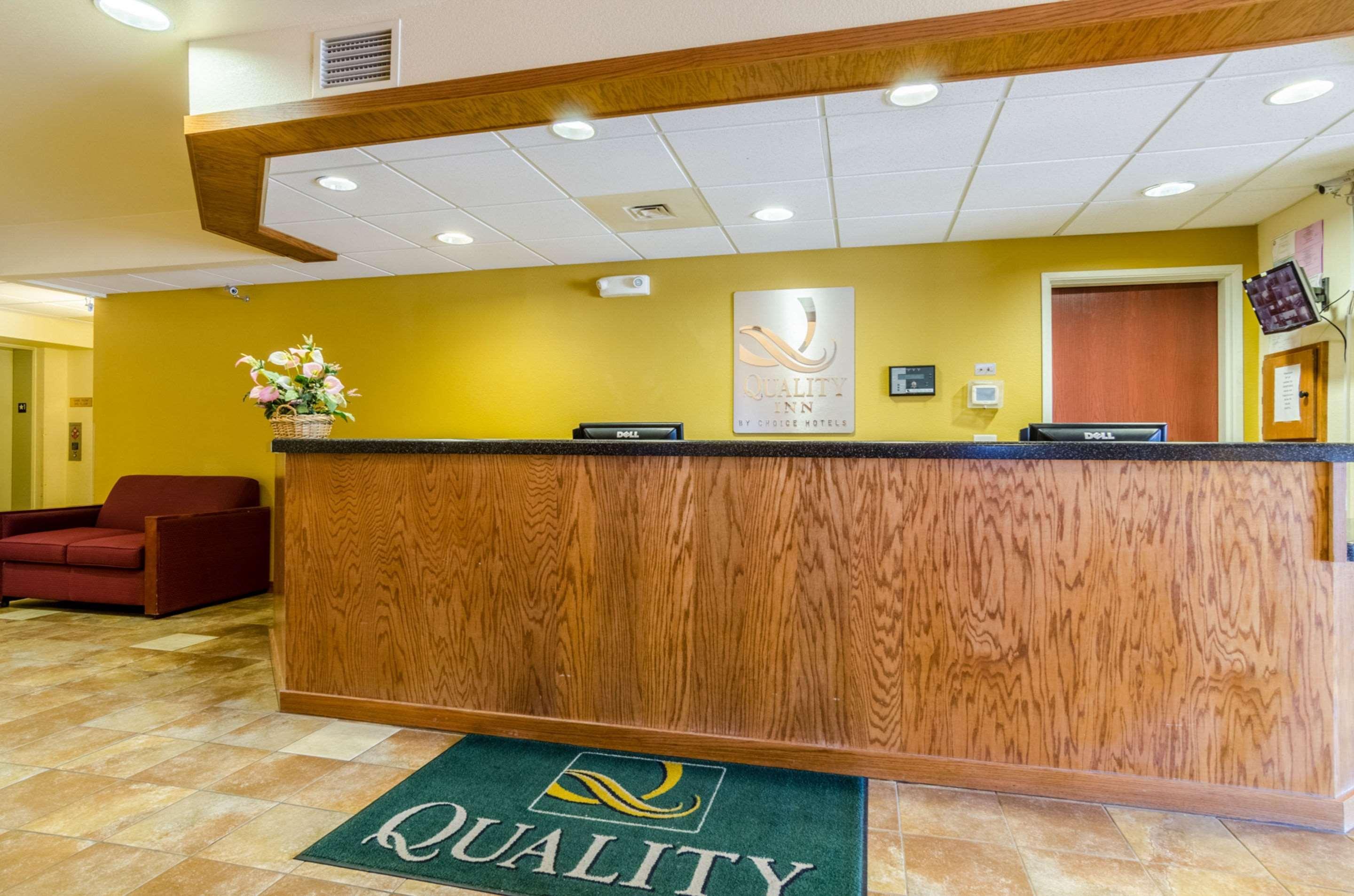 Quality Inn & Suites Park City Bagian luar foto